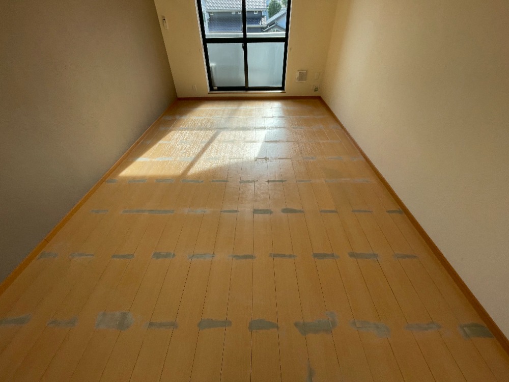 内装リフォーム工事（アクセントクロス張替/ＣＦ張替）